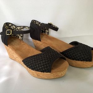Toms Platform Sandal Sz. 8